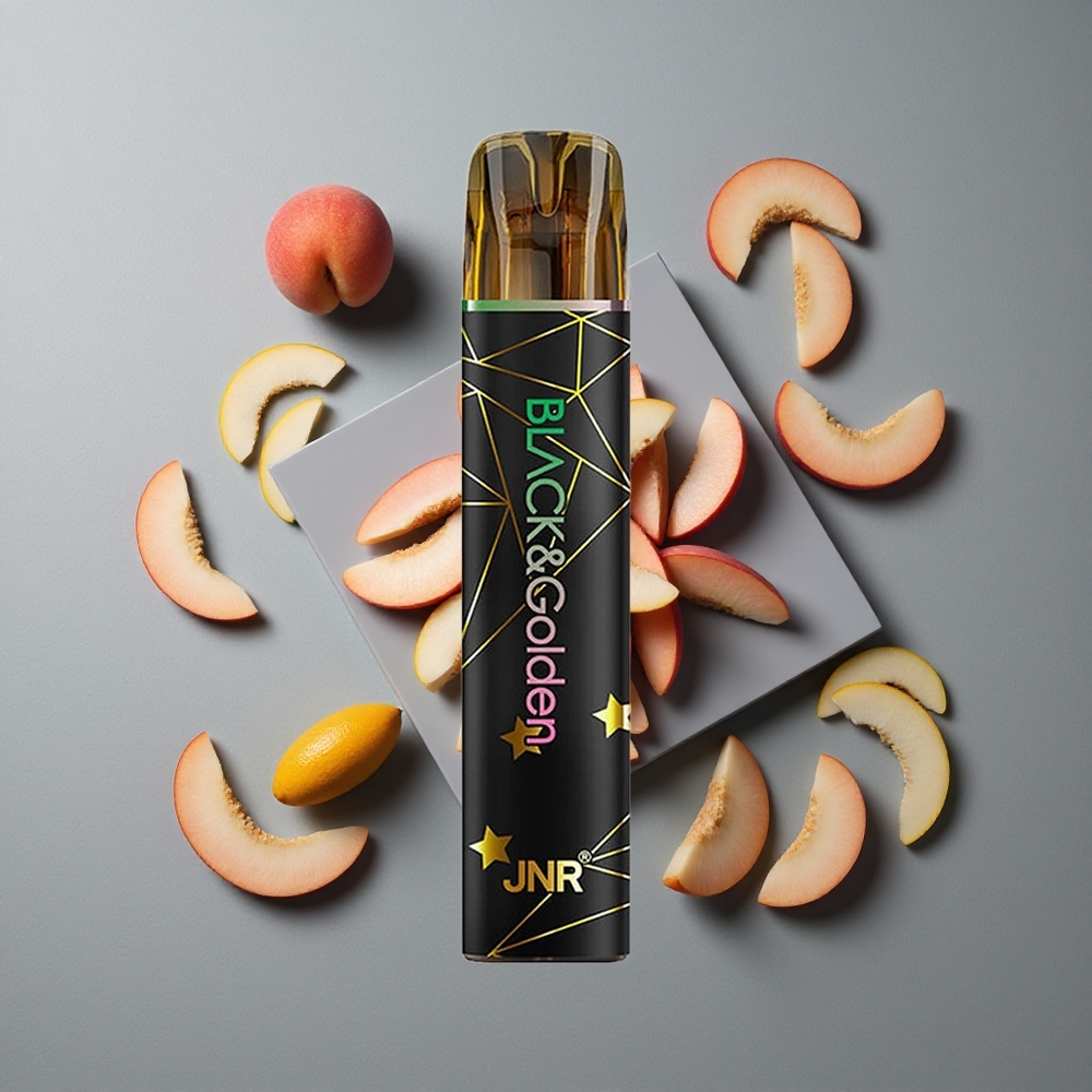 JNR Black&Golden 600+200 Puffs Vape de unică folosință Fruct piersică cu 800 Puffs și 2% Nicotină